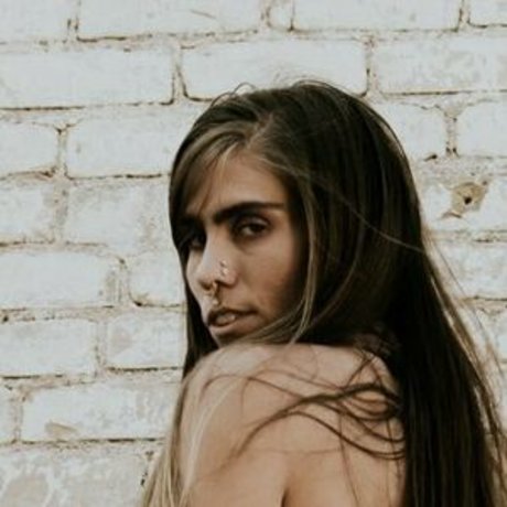 Ella Anne Kociuba hd star image