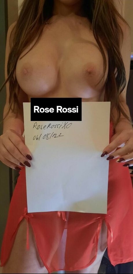 Roserossixoxo sex pornstar galleries