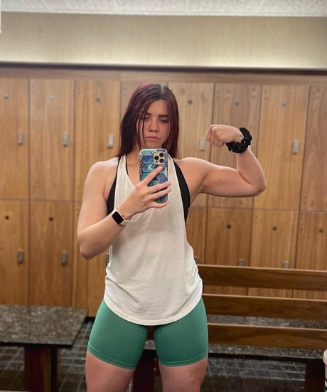 TaylorLiz model sexy images