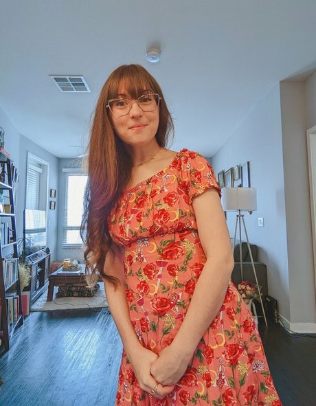 Skirtzzz pornstar free image