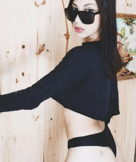 Jaiane Nunes star naked img