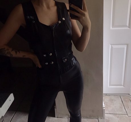 kourtneyxpaige pornographic model pics