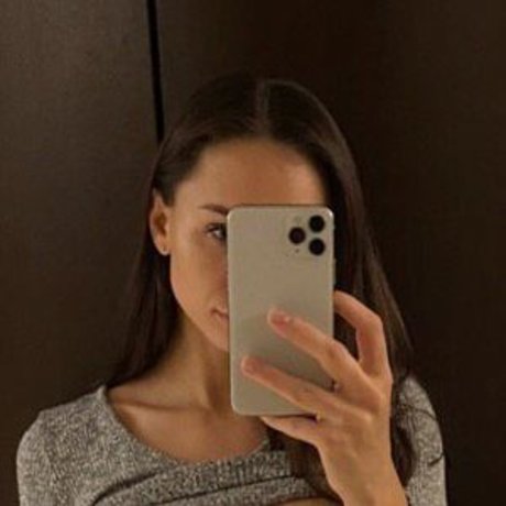 Jenny M nice star pic