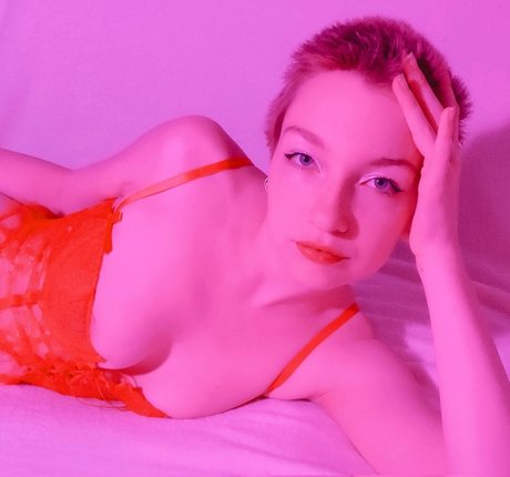 Flwrs sexy star gallery