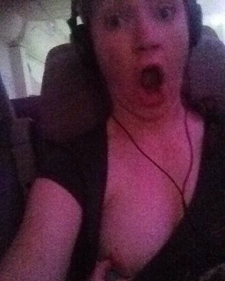 Lauren Kitchen porn model photos