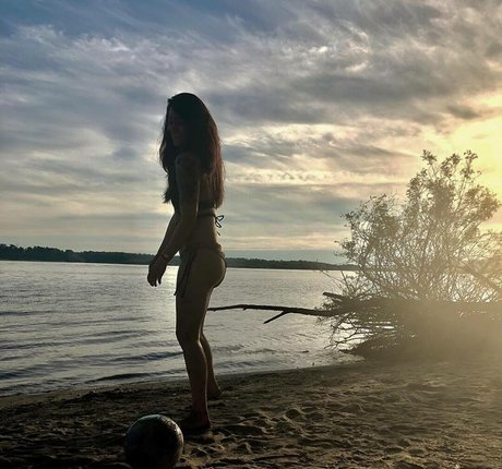 twomgovercsquared sex actress pictures