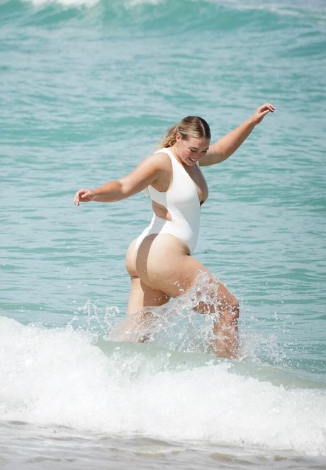 Iskara Lawrence model exclusive img