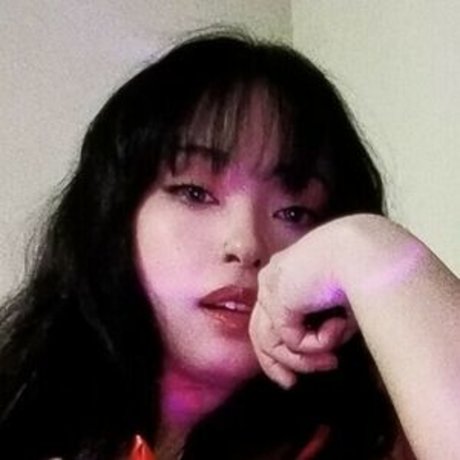 Carrie Xiong model nice pic