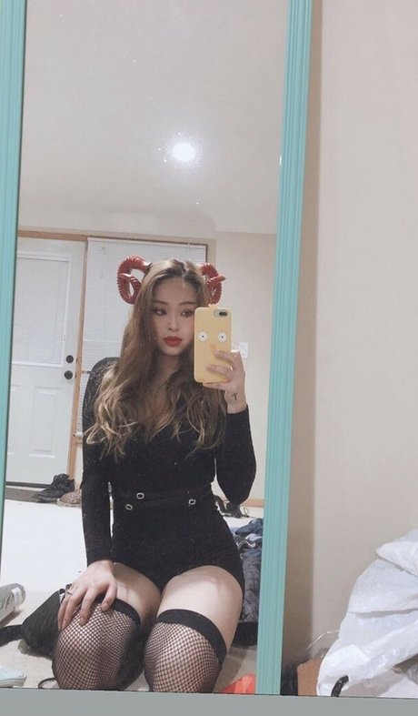 Carrie Xiong high quality pornstar photos