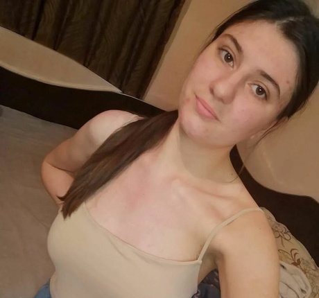 Alexaana model exclusive picture