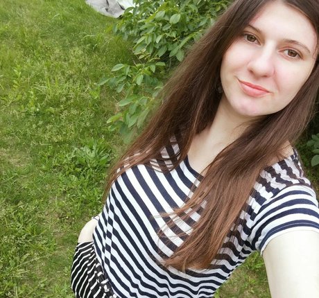 Alexaana star hot img