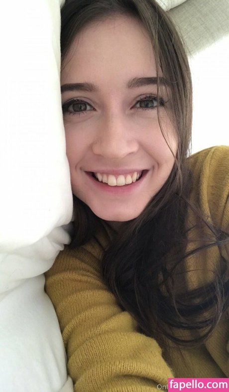 KiraBee s model hd img