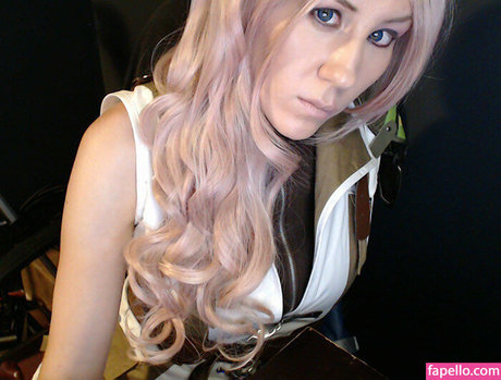 Cesil Rapture xxx model photo