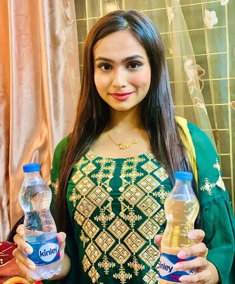 zamilah n nice model gallery