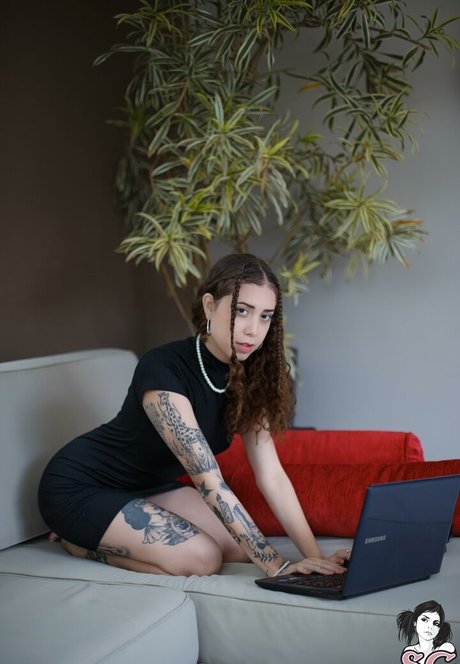 girlsalinekimm xxx model galleries