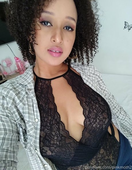 pinkmoth1 star naked pics