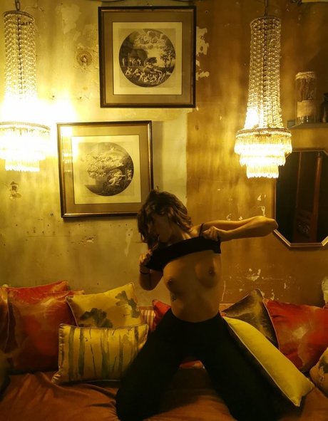 Cerise4444 pornstar nude pics