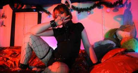 TooMuchTimeMyself perfect model image