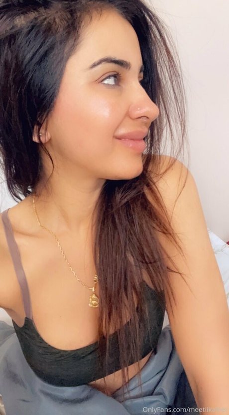 Meeti Kahler erotic model pics