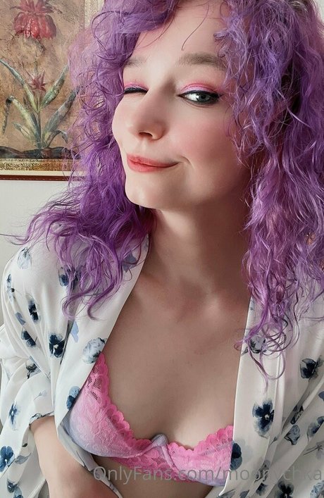 Moonychka model porn pics