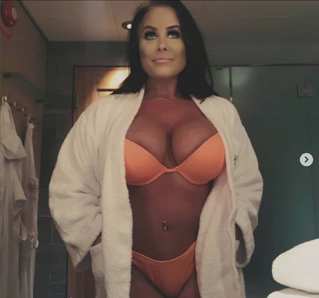 Elisabeth Akteus Rex model perfect pics