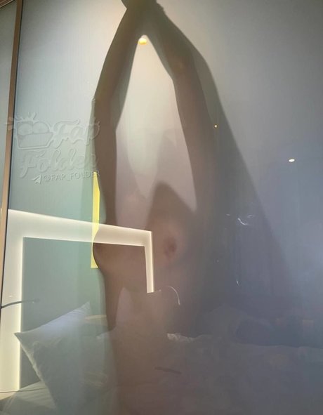 diluu11 sexy model pics