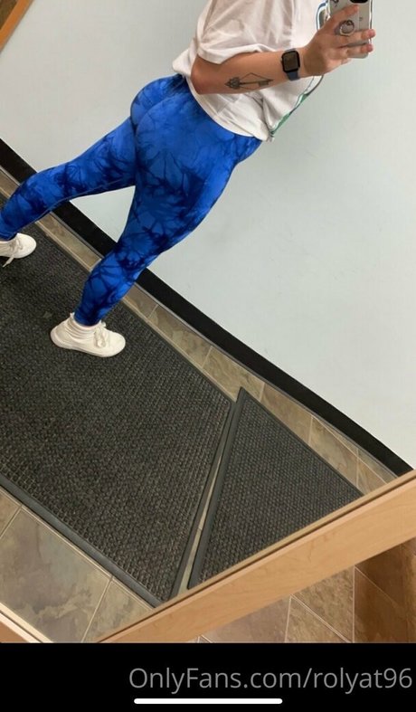 rolyat96 beautiful model picture