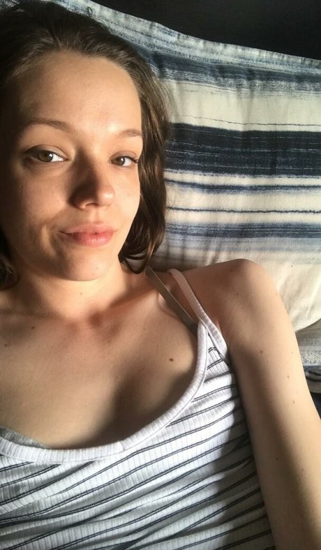 ScandinavianBabe star nude photo