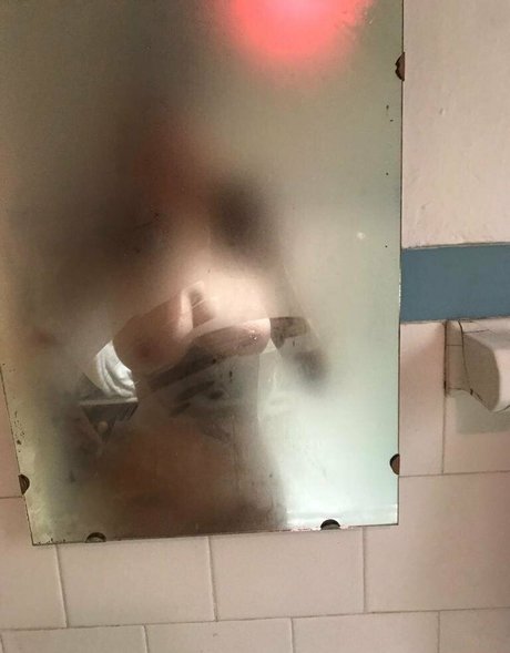 leather leggings onlyfans naked picture