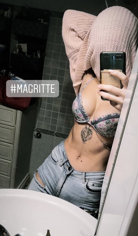 MidoriShake pornstar exclusive img