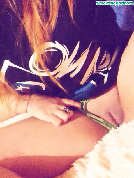 Nikachi star free pic