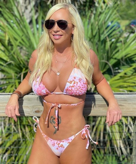 MelissaLee Profile pic