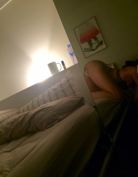 Britne Oldford model nice img