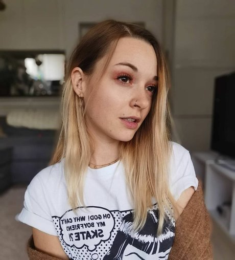 rainbowf0x top actress pics