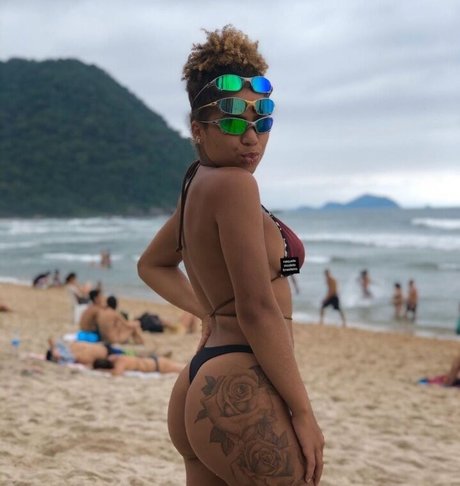 Vitoria Guarnieris pornstar hot img