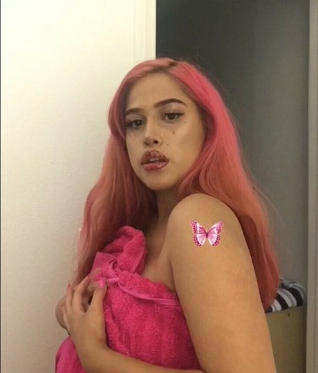 LaMoneyDiosa nudes actress picture