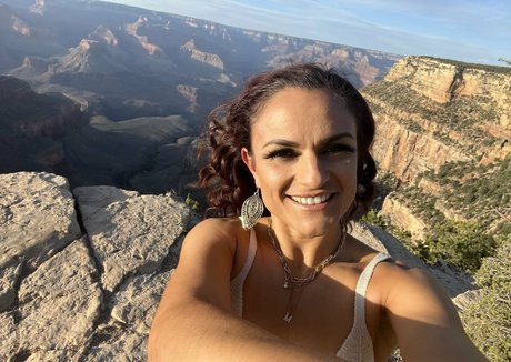 WomenWrestling nude star archive