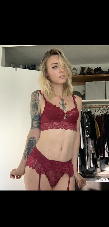 Ez pz evie sexy actress galleries