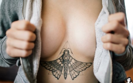 lunarsuicide model erotic photos