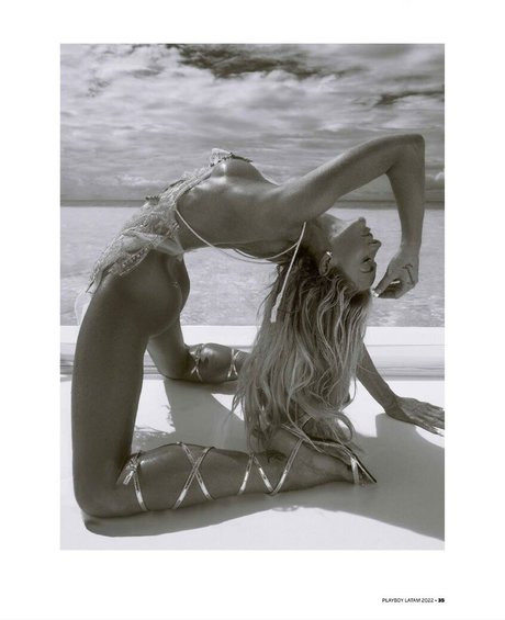 Jeni Summers pornstar beautiful photos