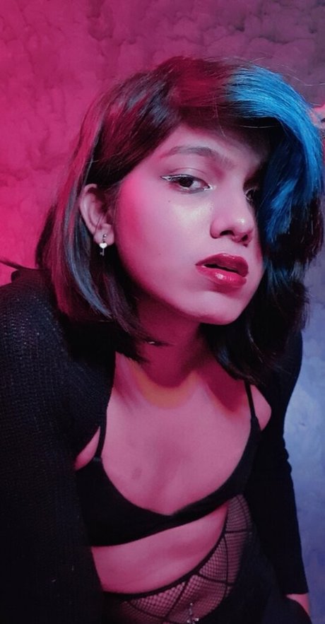 KwitTrap porn model pic