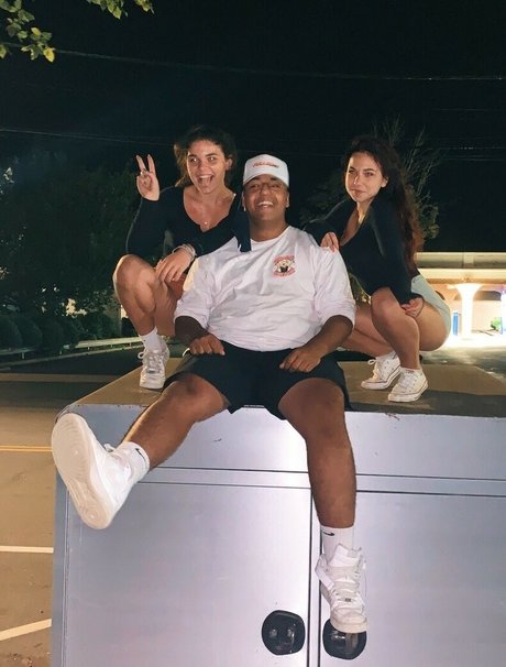 ___u l i a n a___ star top img