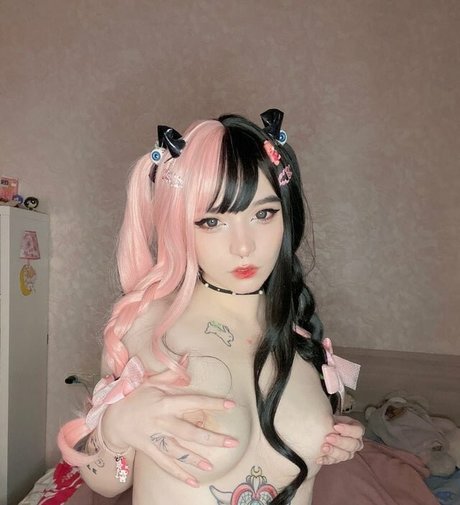 Peachyyankii model high quality image