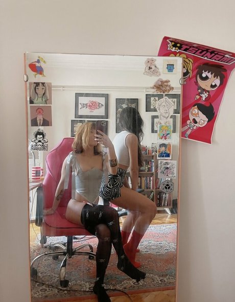 artsymoi model adult pictures