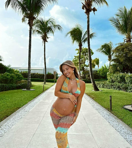 aylawoodruff model perfect archive