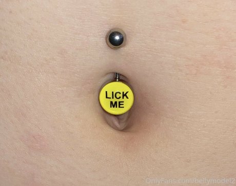 bellymodel2 erotic model img