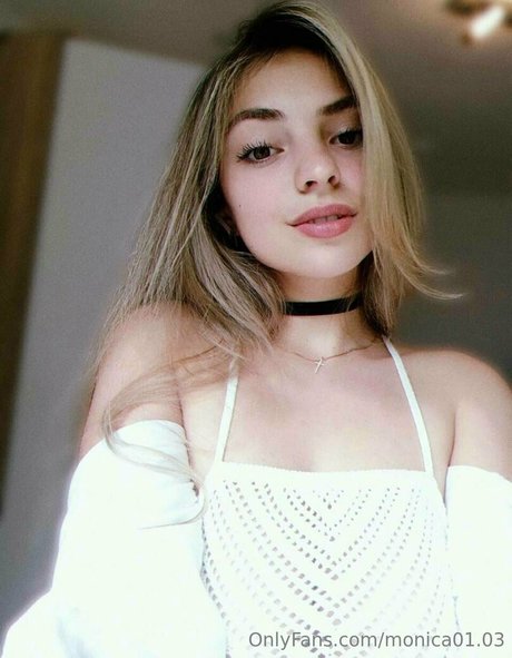 monica01 03 art pornstar img