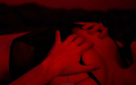 Lilgothbarbie model hot photo