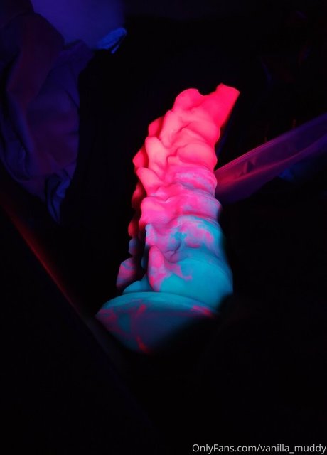 vanilla muddy hd pornstar picture