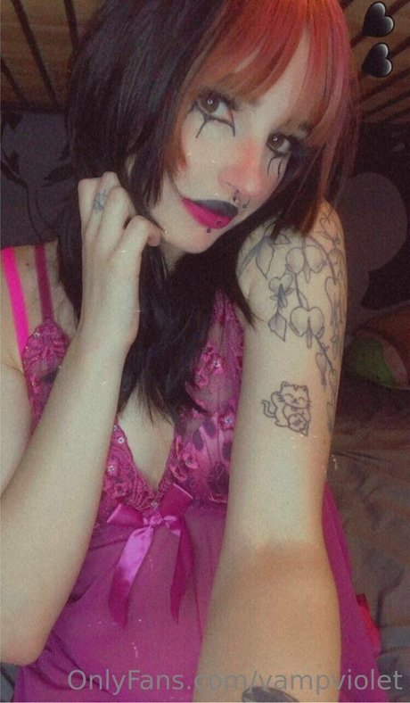 vampviolet model hd img